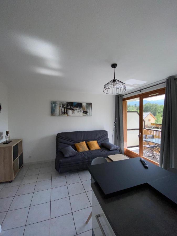 Appartement Situe A Cote Du Lac De Serre Poncon Saint-Sauveur  ภายนอก รูปภาพ